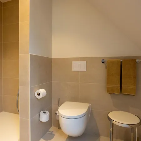 Haeuslerei Gut Zuelow * Sternberg